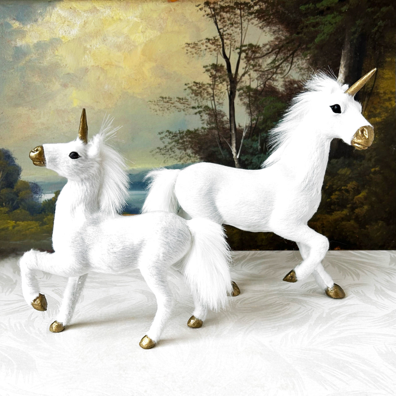 White_Standing_Unicorns