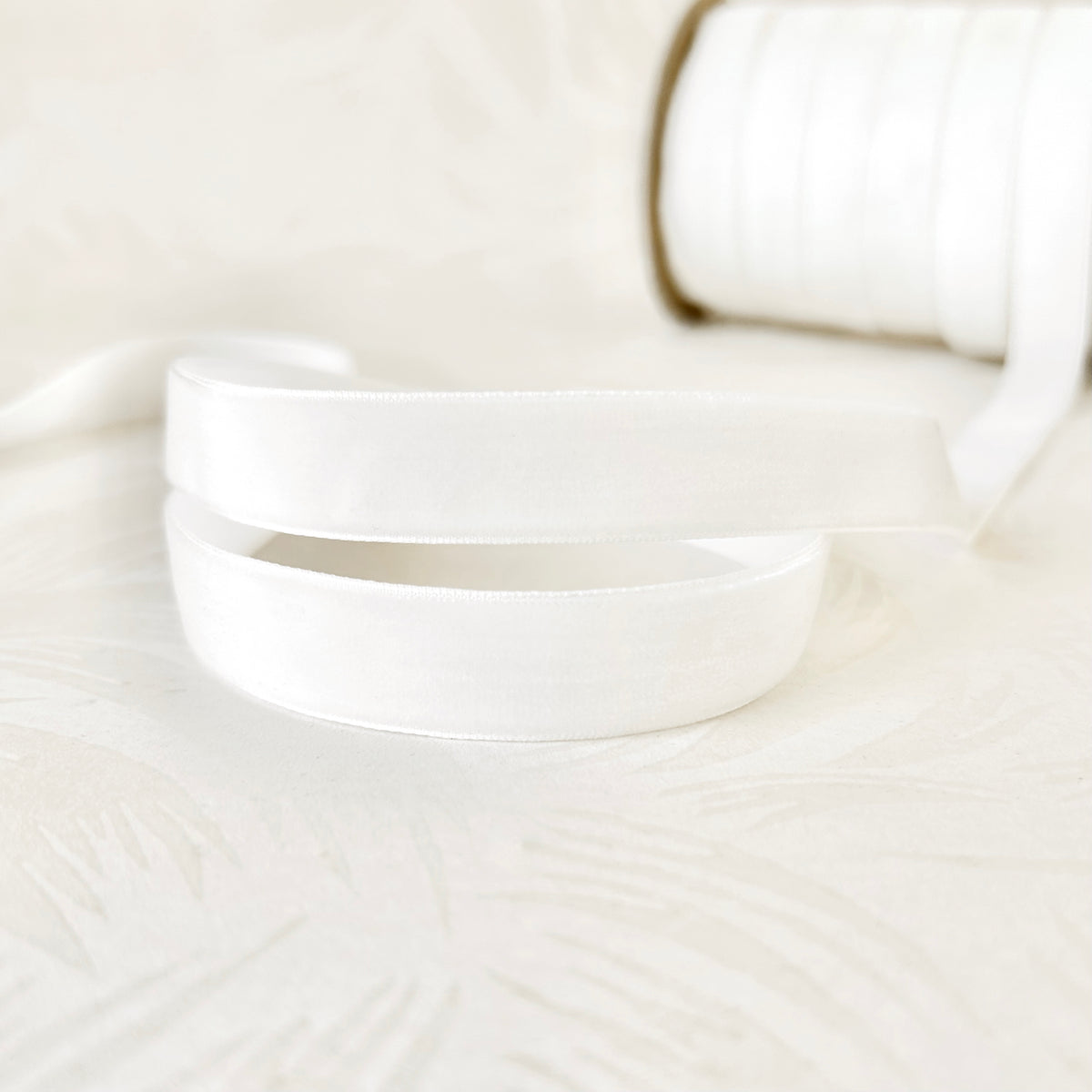 12 White Ribbon Ramo White Velvet Ribbon - Multiple Colors – Rose Mille