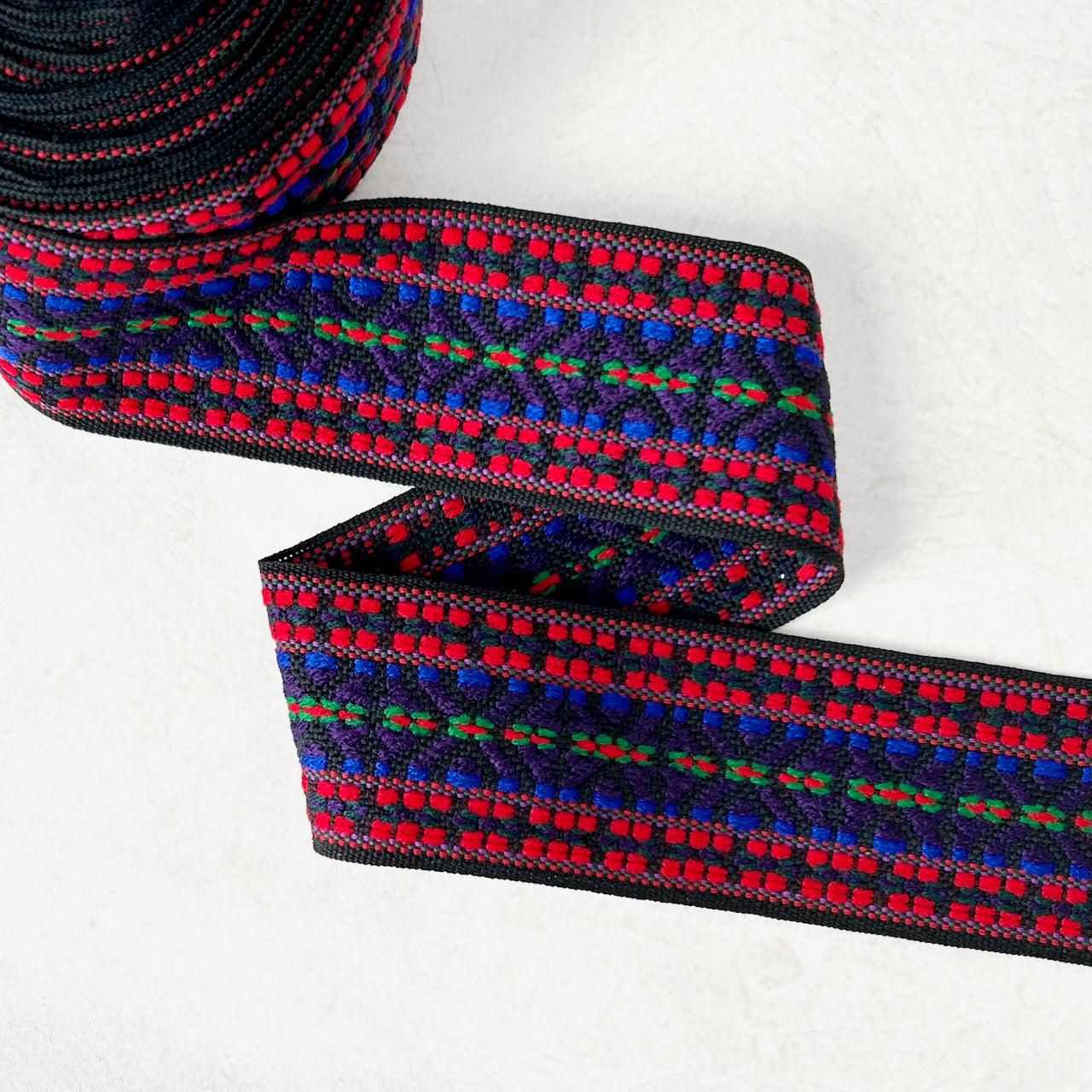 Wide_Geometric_Jacquard_Ribbon