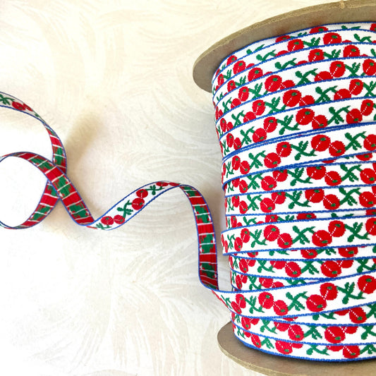 Rambling Berries Cotton Jacquard - Vintage - Multiple Colorways