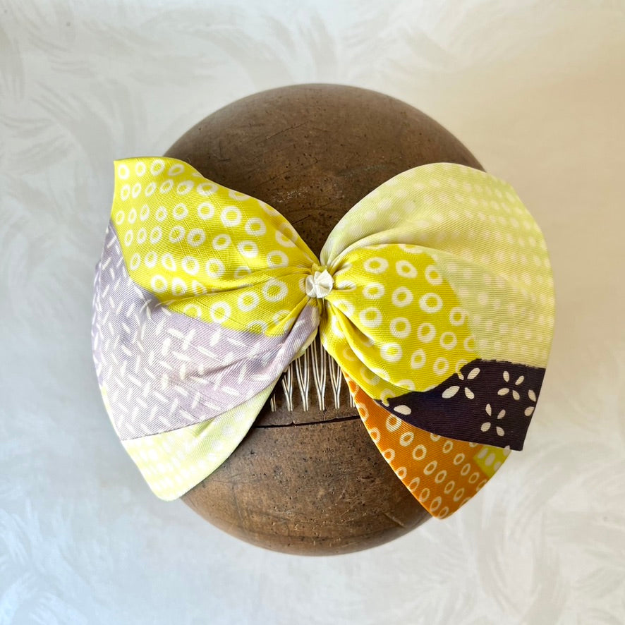 Vintage Hair Bow on a Comb