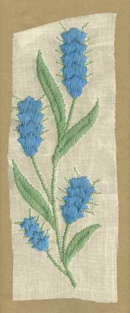 Blue_Vintage_Applique_Long_Flower