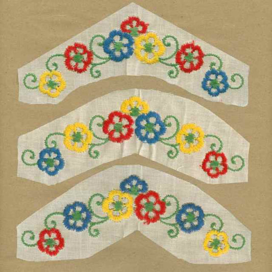 Blue_Red_Yellow_Vintage_Applique_Flower_Motif