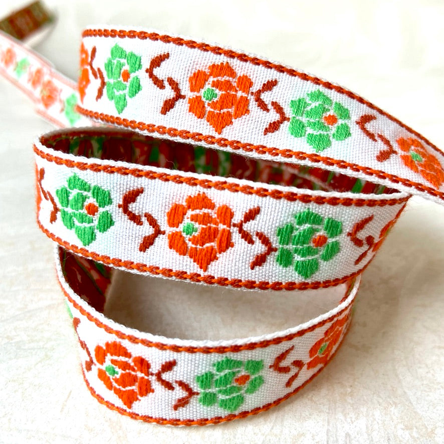 Floral_Jacquard_Ribbon