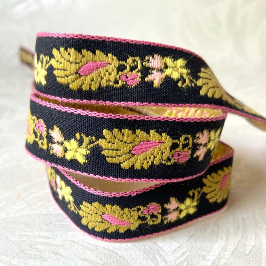 Floral_Leaf_Jacquard_Ribbon