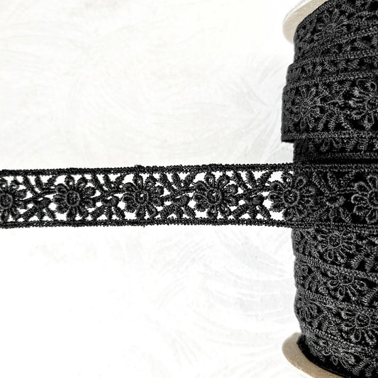    Black_Foral_Venice_Lace