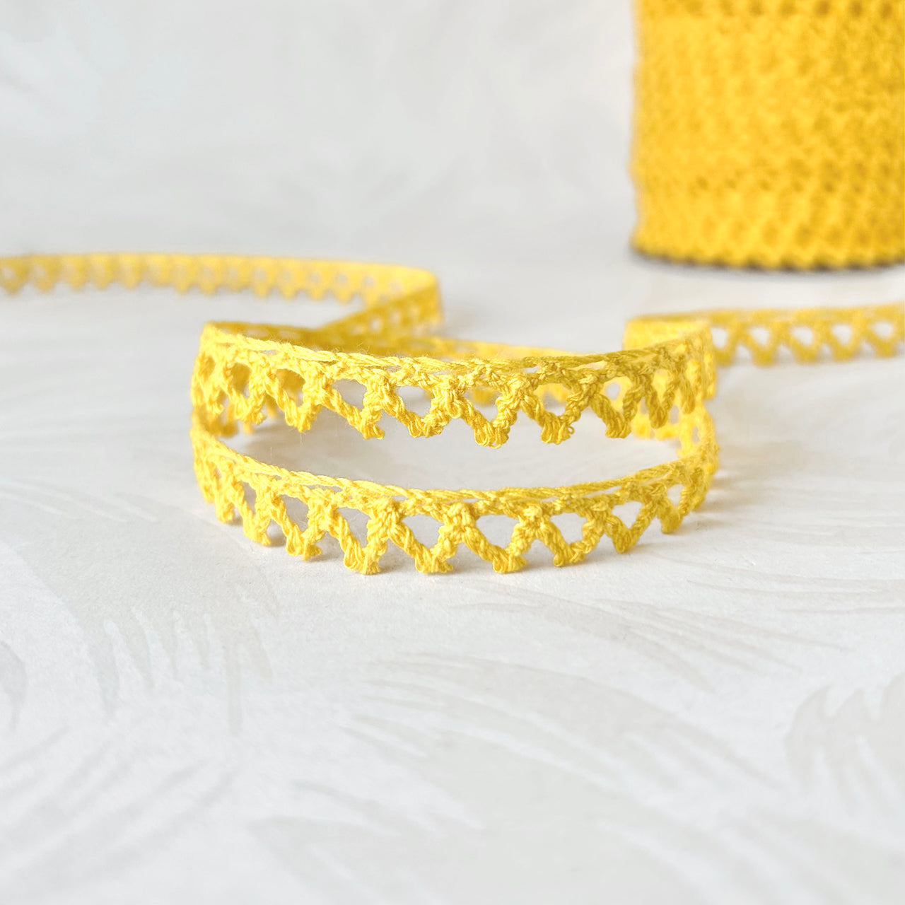 Yellow_Cotton_Cluny_Lace