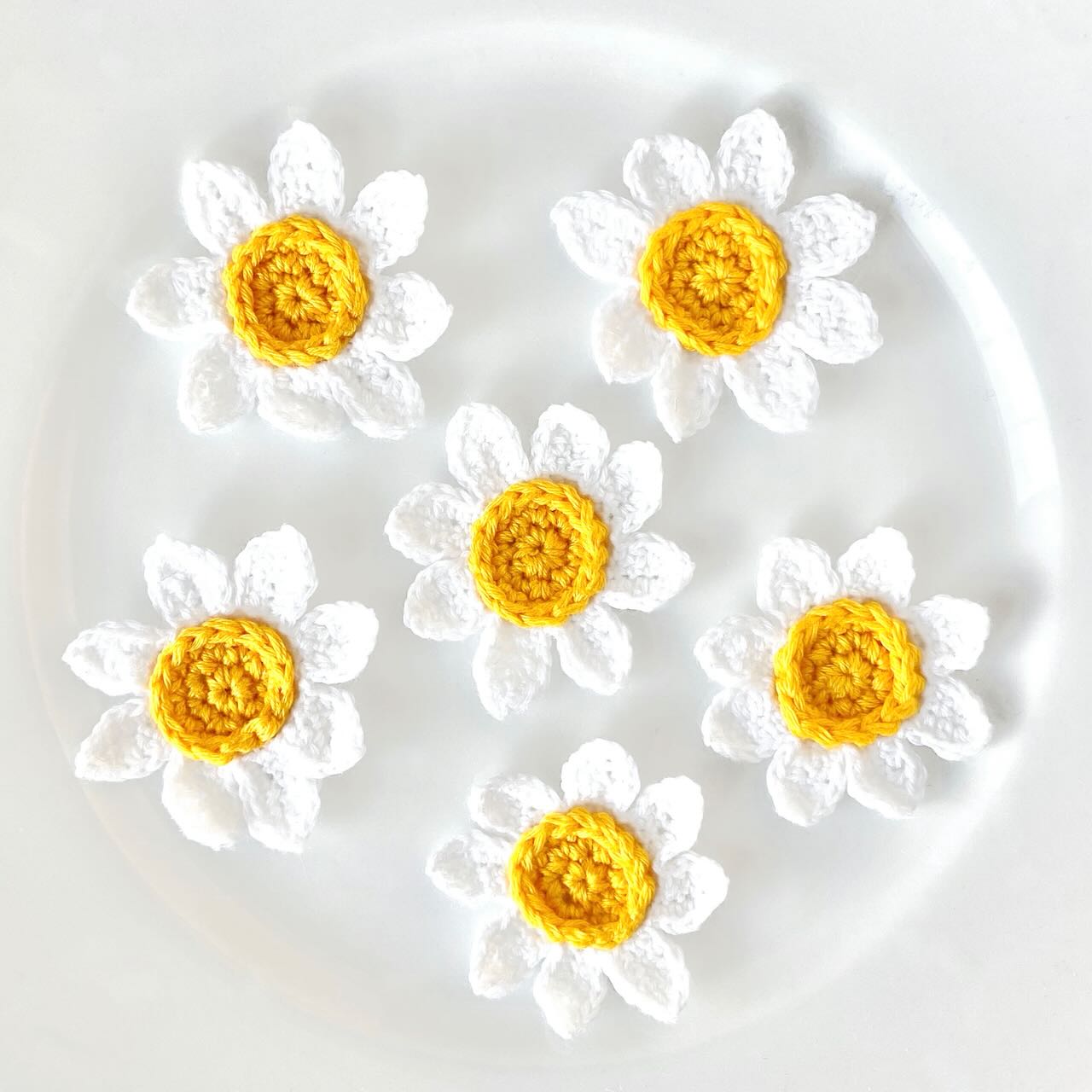 Crochet Small Daisy Flower Pattern | Best Flower Site