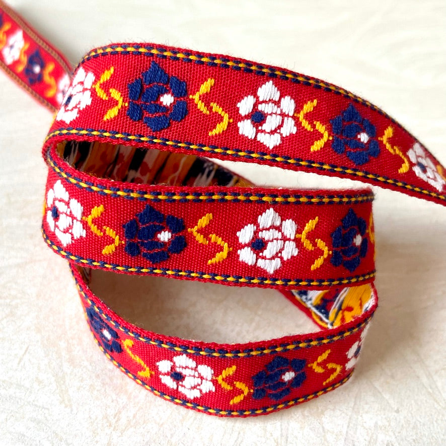 Floral_Jacquard_Ribbon