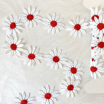     Daisy_Chain_Venice_Lace