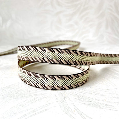     Diagonal_Line_Jacquard_Ribbon