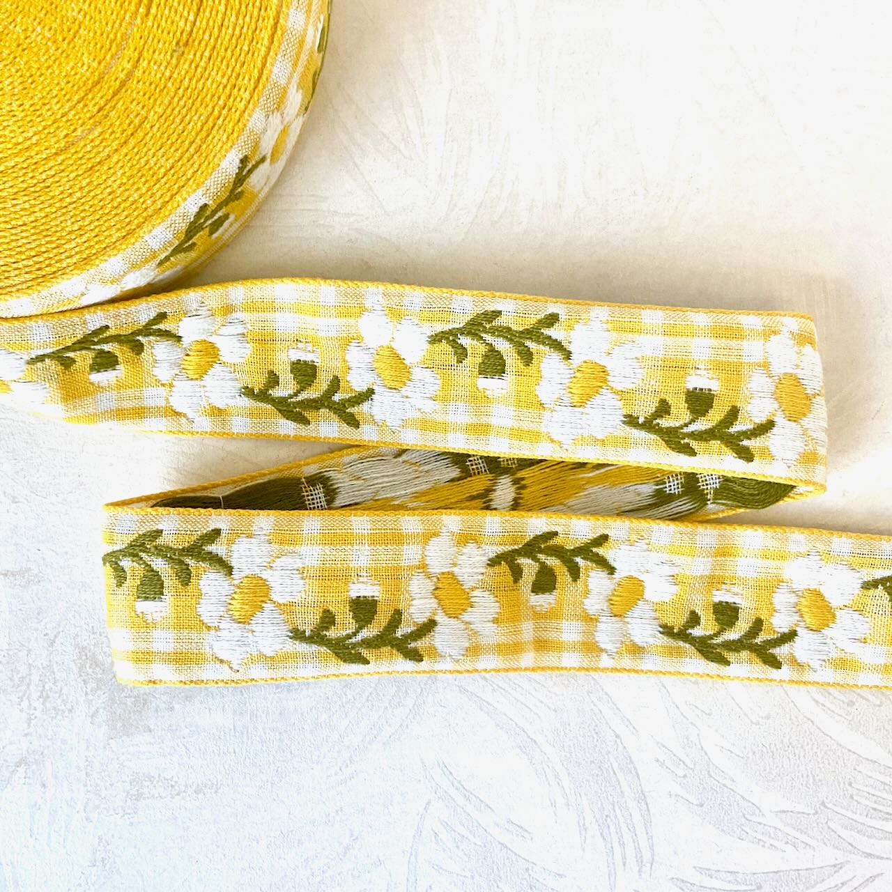     Floral_Embroidered_Gingham_Cotton_Ribbon