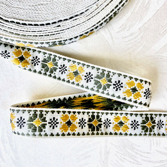    Floral_Jacquard_Ribbon