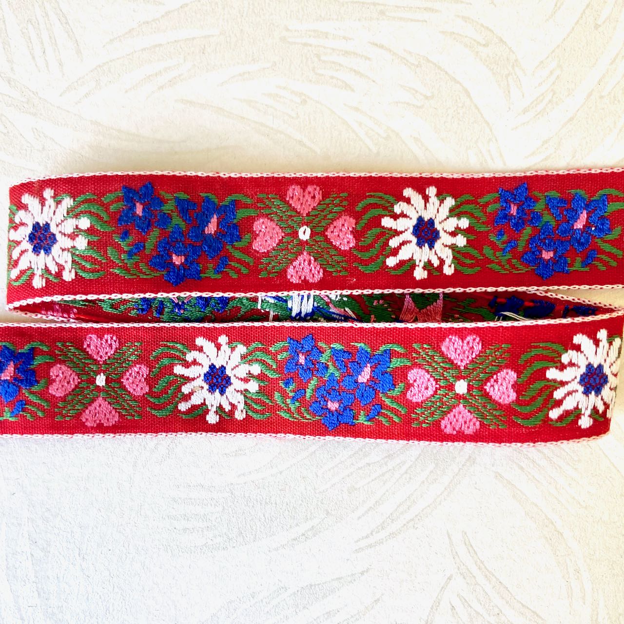     Floral_Jacquard_Ribbon_Red