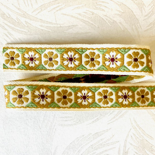 Floral_Octagon_Jacquard_Ribbon