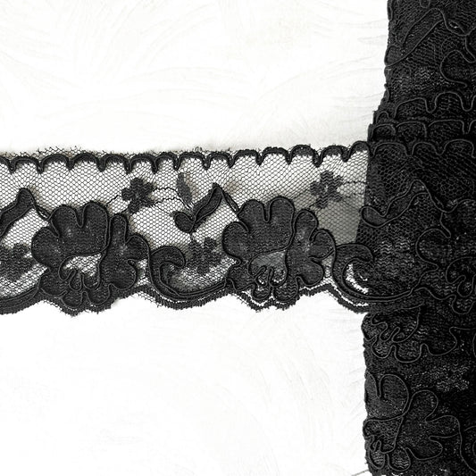    Floral_Scalloped_Alencon_Black_Lace