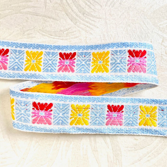     Floral_Square_Jacquard_Ribbon