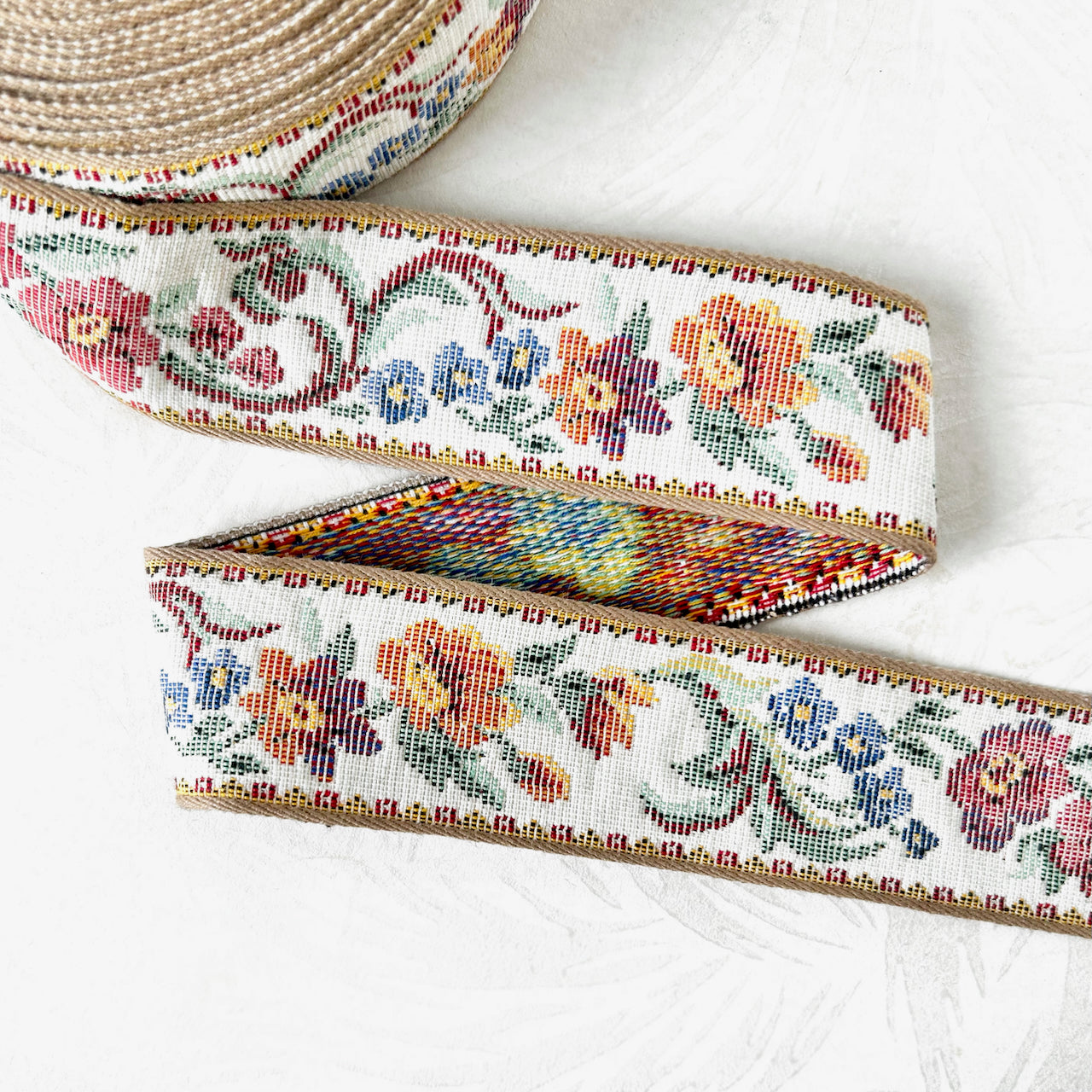 Floral_Tapestry_Jacquard_Ribbon