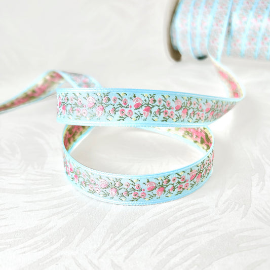     Floral_Vine_Jacquard_Ribbon