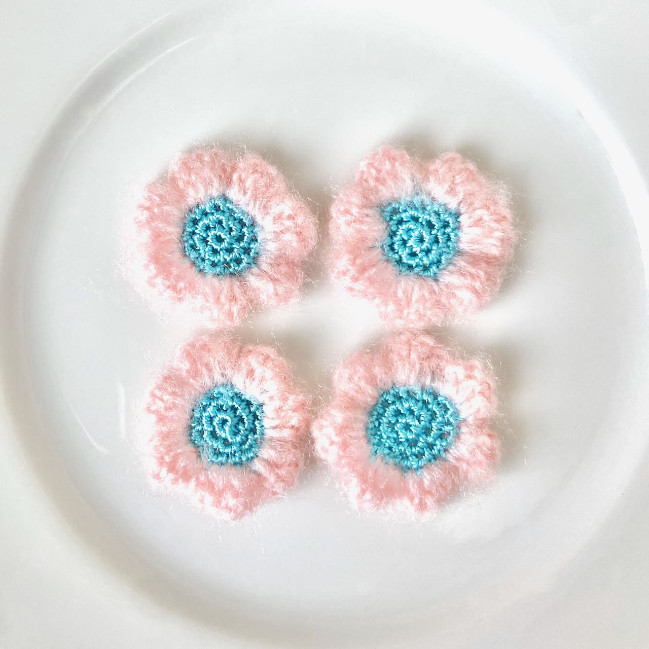 Fuzzy_Crochet_Flower