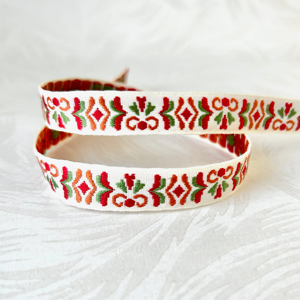     Geometric_Jacquard_Ribbon