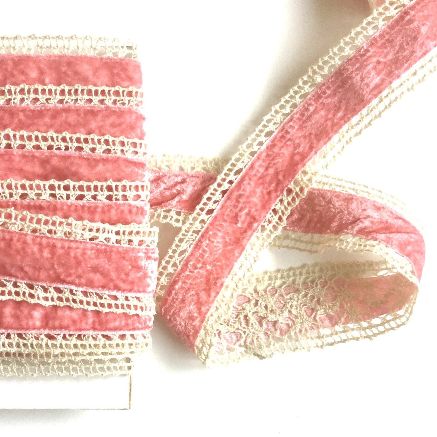 Pink velvet & crochet lace 1.5" ribbon