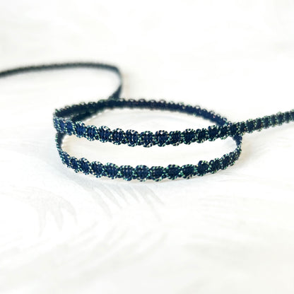    Iridescent_Infinity_Braid