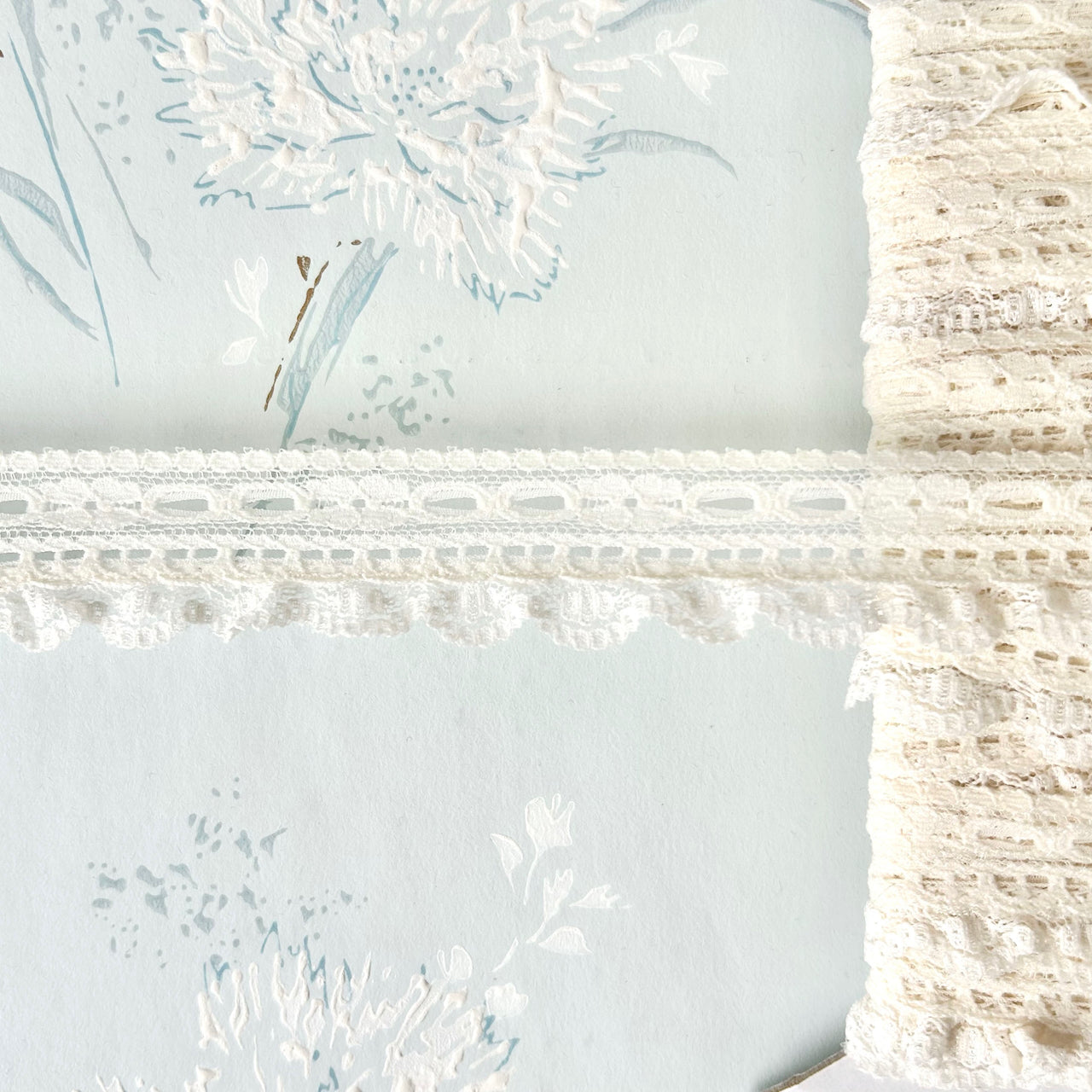    Ivory_Scalloped_Edge_Eyelet_Lace