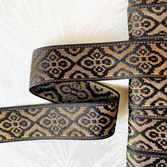   Metallic_Diamond_Jacquard_Ribbon