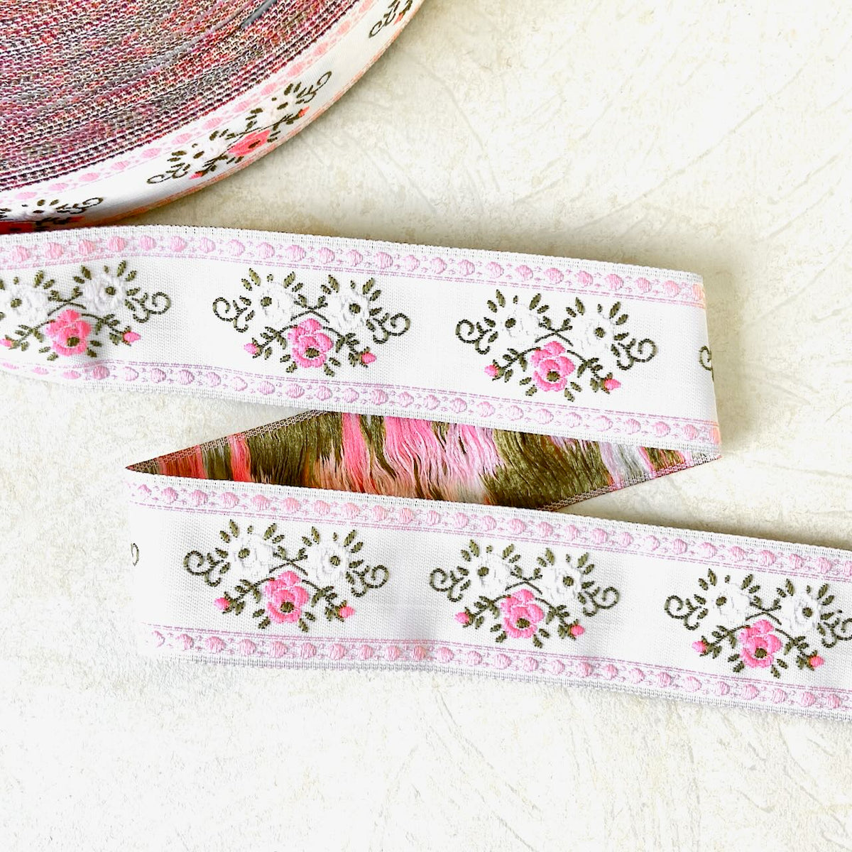 Flowred Ribbon Pink Floral Jacquard – Rose Mille