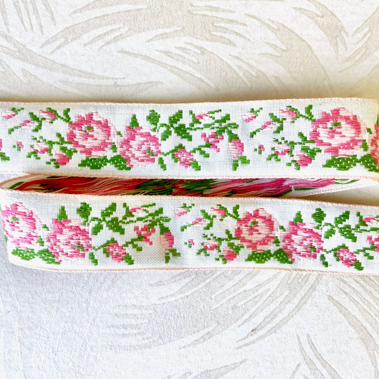     Rose_Jacquard_Ribbon_Pink