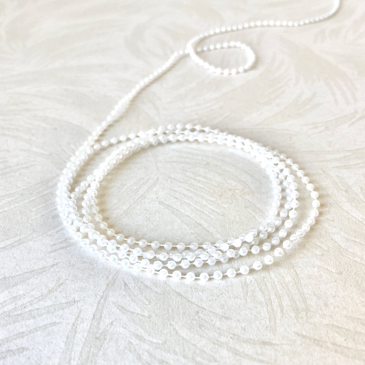 Round_FauxPearls_White