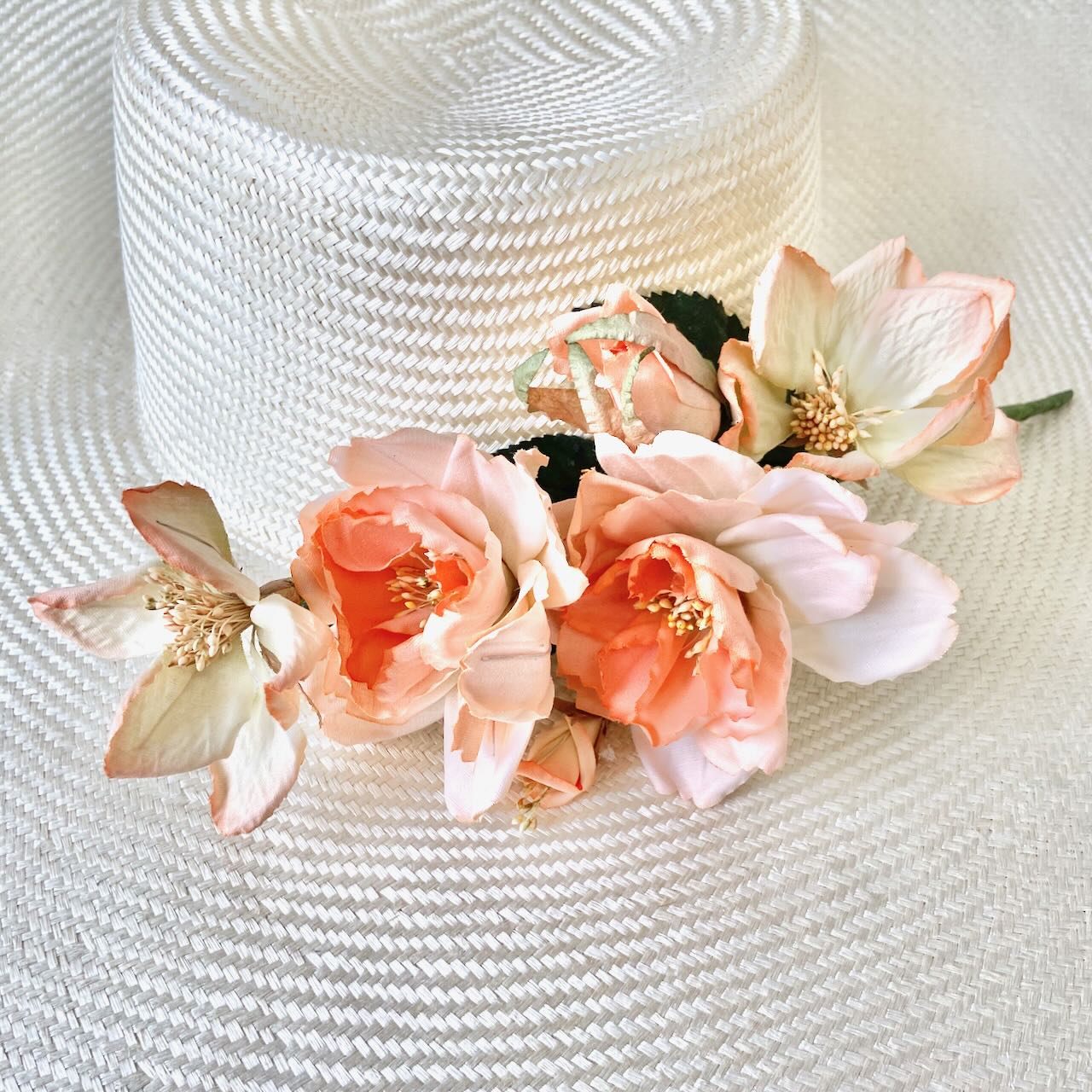     Vintage_Rose_Bouquet