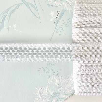    White_Cluny_Lace