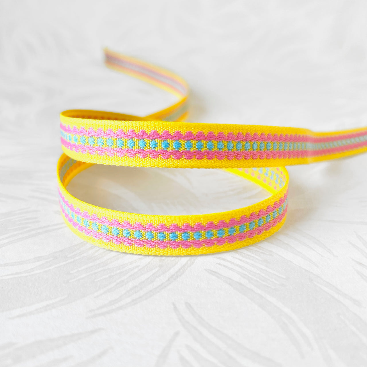    Yellow_Dot_Jacquard_Ribbon
